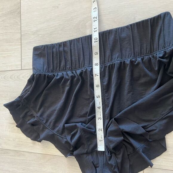 Free people womens black shorts size s - Picture 5 of 9